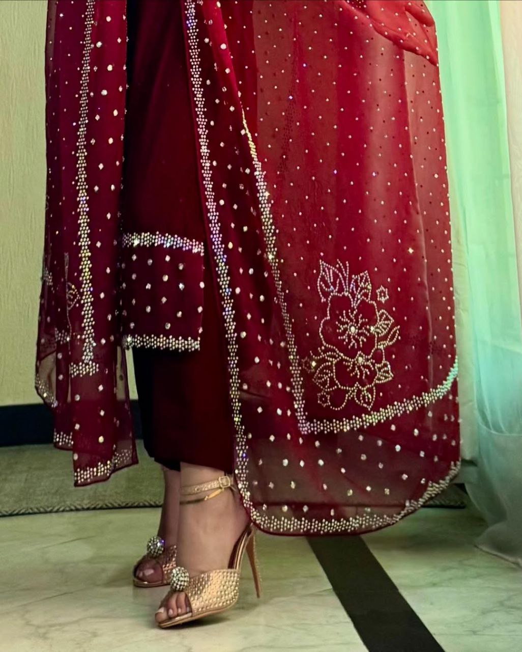 Luxury Red Velvet Evening Dress | Premium Party Outfit