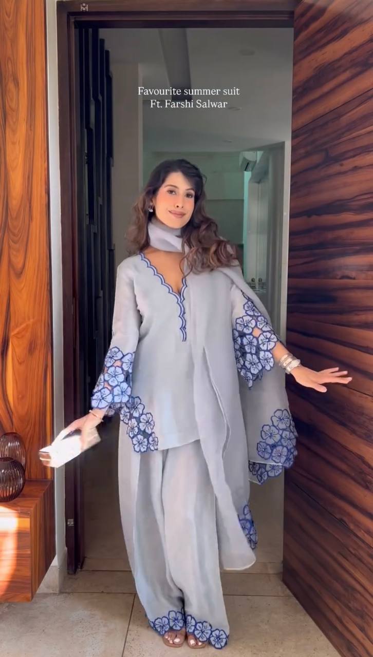 New Arrival Premium Farshi Soft Crepe Silk Salwar Suit