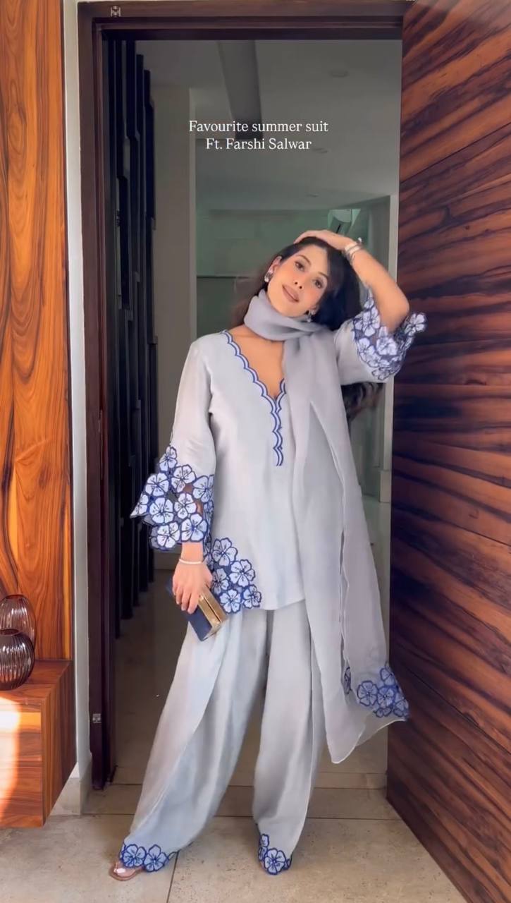 New Arrival Premium Farshi Soft Crepe Silk Salwar Suit