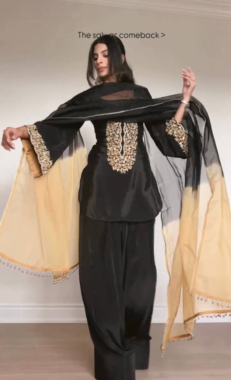 Launching New 🦋 Đěsigner Party Wear Look top with farshi plazzo*