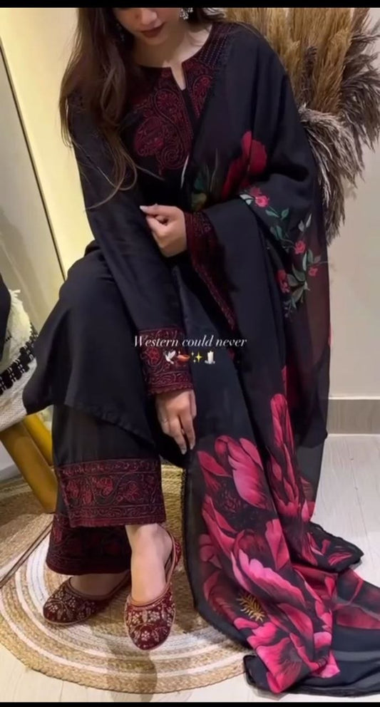 Elegant Designer Suit Set